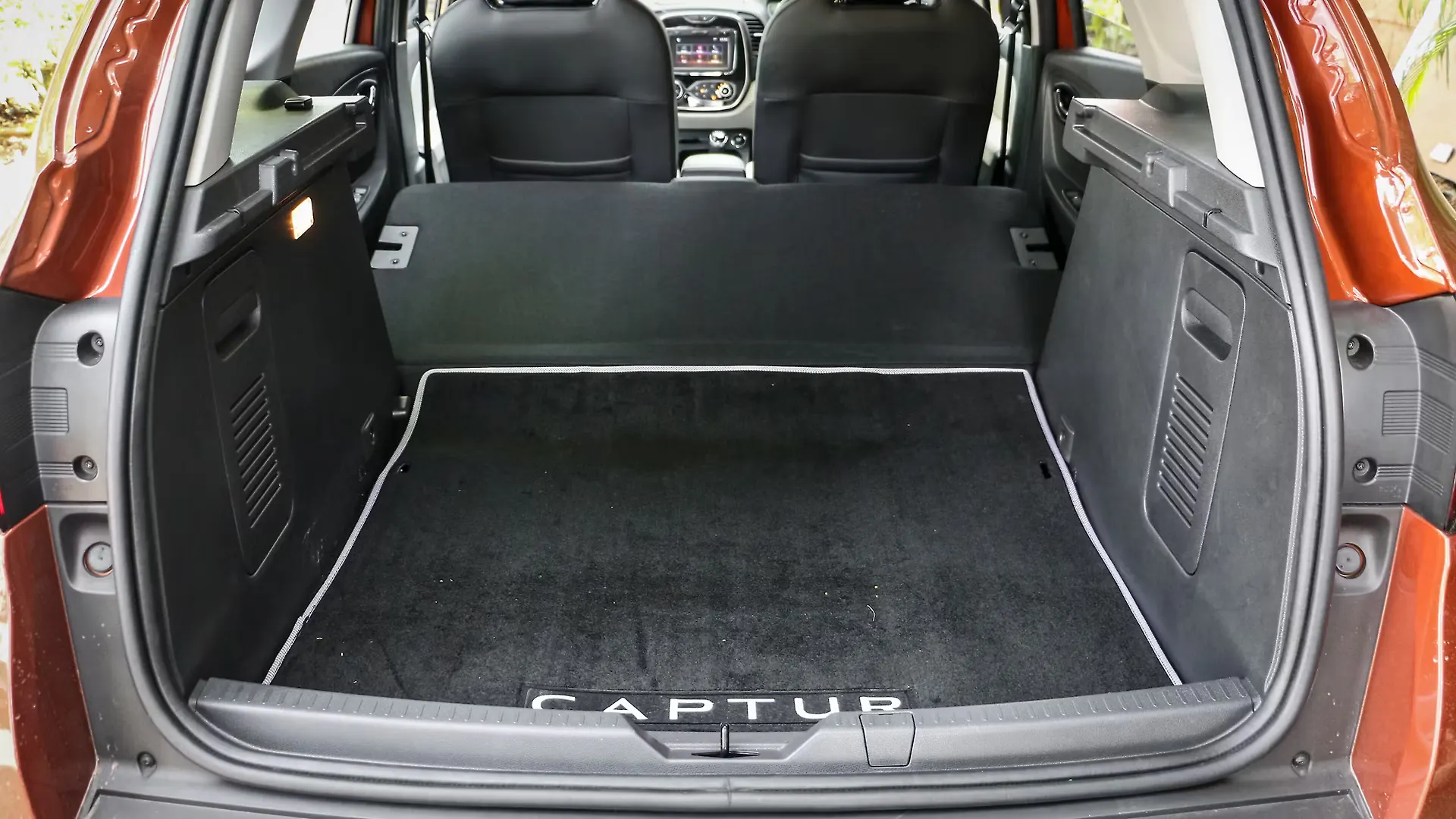 Renault captur boot space Renault captur boot space